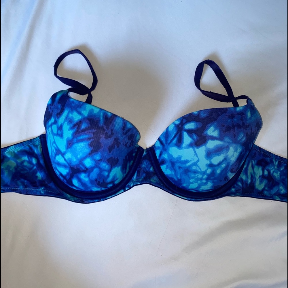 PINK victoria secret bra